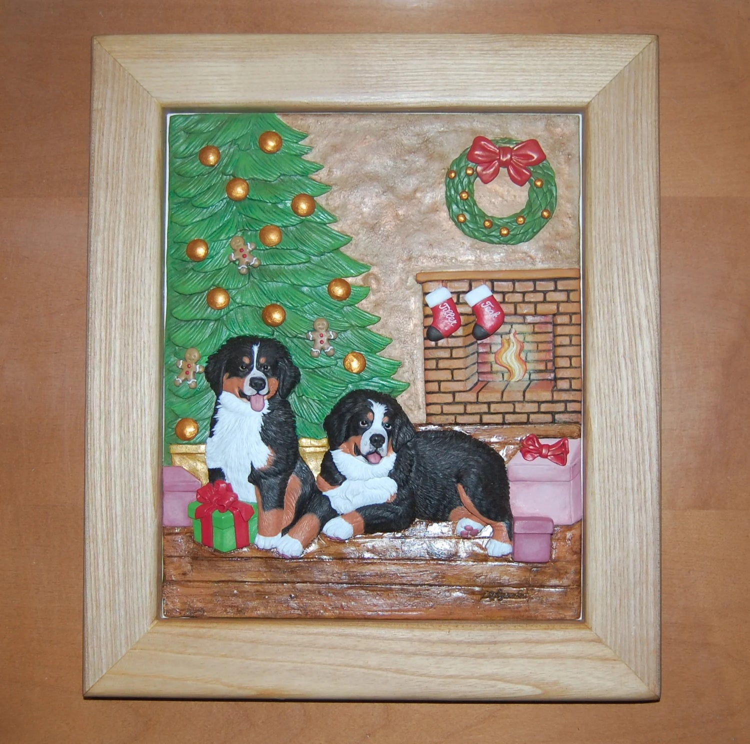 Bernese Mountain Dogs Christmas relief